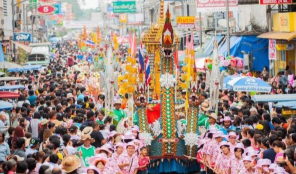 งานประเพณีชักพระ-ทอดผ้าป่าหน้าบ้าน และแข่งเรือยาว ประจำปี ๒๕๖๓
