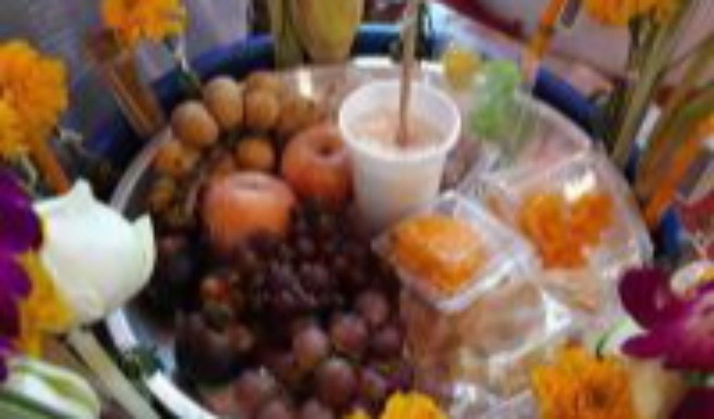 ประเพณีเทศกาลบุญสารทเดือนสิบและงานกาชาดจังหวัดนครศรีธรรมราช