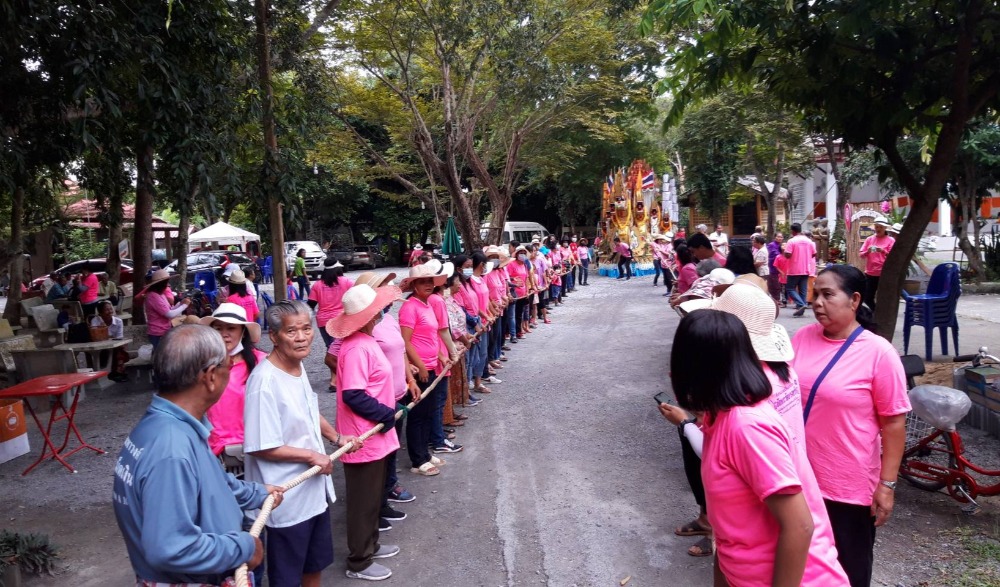 ประเพณีชักพระ