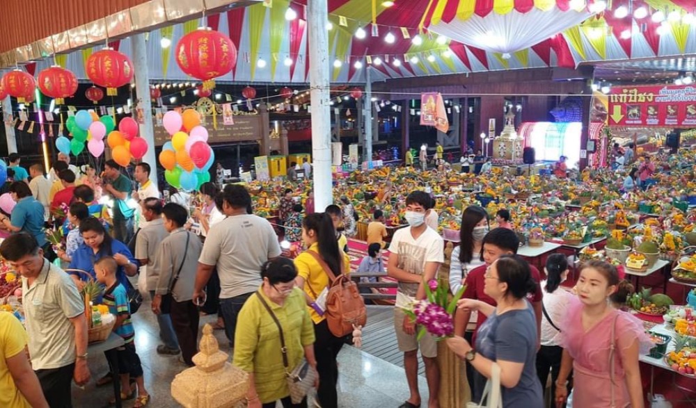 งานประจำปีปิดทองหลวงพ่อโต วัดหลักสี่ราษฎร์สโมสร