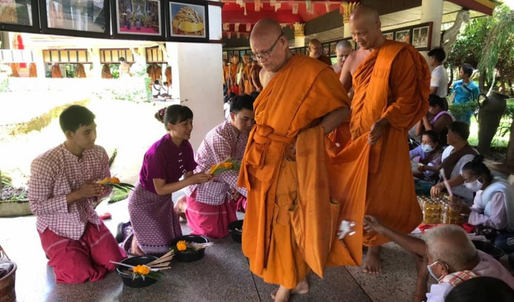 งานสืบสานประเพณีลอยเรือสะเดาะเคราะห์