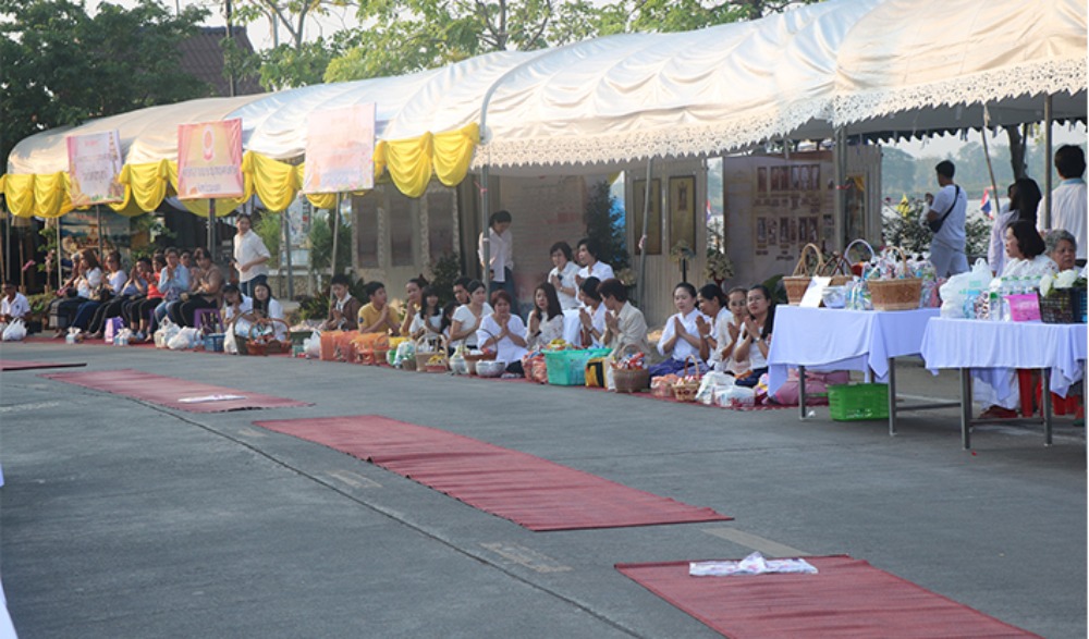 จัดนิทรรศการเนื่องในเทศการวันวิสาขบูชา