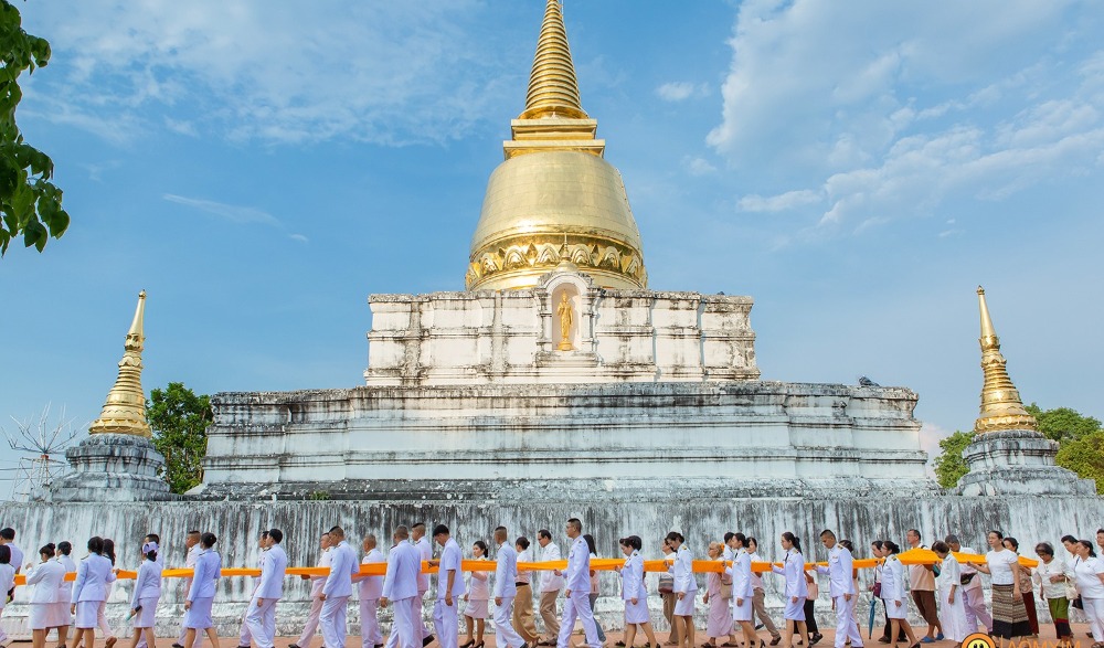 พิธีสรงน้ำพระบรมธาตุทุ่งยั้ง และพิธีห่มผ้าพระบรมธาตุทุ่งยั้ง เนื่องในงานประเพณีอัฐมีบูชา ประจำปี ๒๕๖๔