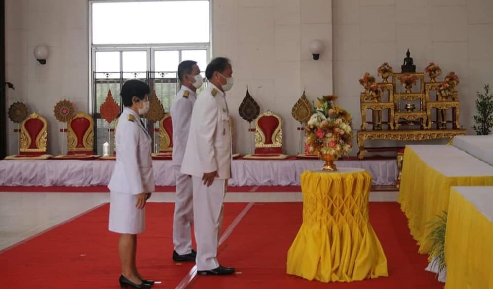 พิธีวางพานพุ่มถวายราชสักการะเนื่องใน "วันพระบาทสมเด็จพระพุทธยอดฟ้าจุฬาโลกมหาราช และวันที่ ระลึกมหาจักรีบรมราชวงศ์"