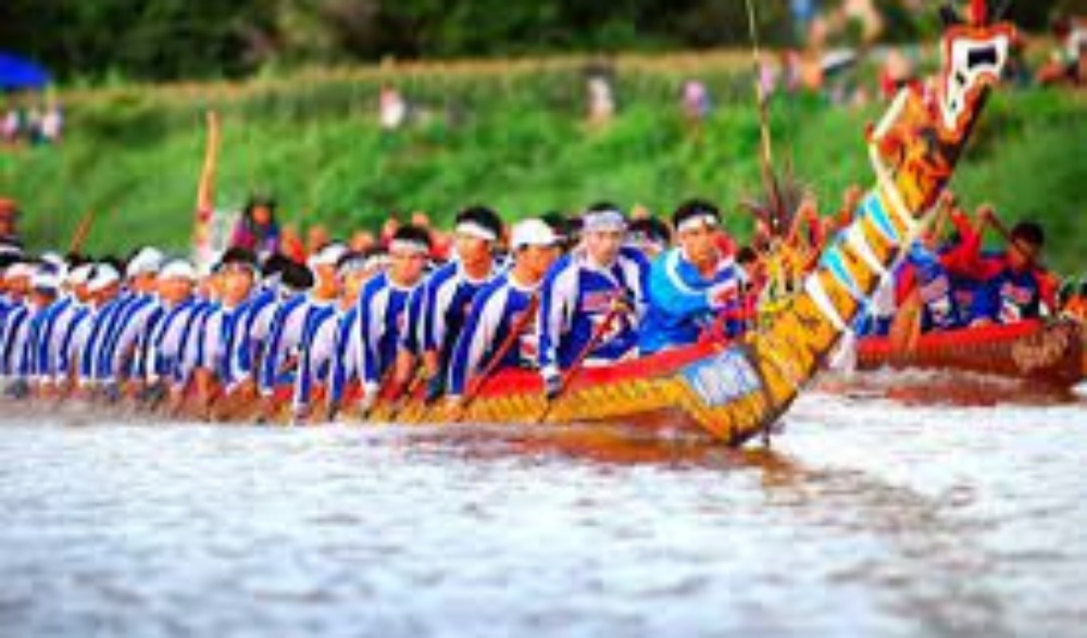 ประเพณีแข่งขันเรือยาวสิงห์บุรี