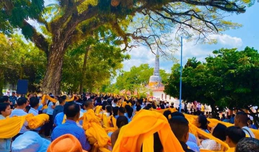 งานประเพณีมาฆบูชาแห่ผ้าขึ้นห่มองค์พระบรมธาตุเจดีย์