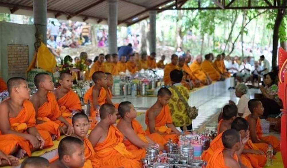 งานบุญสองศาสนา