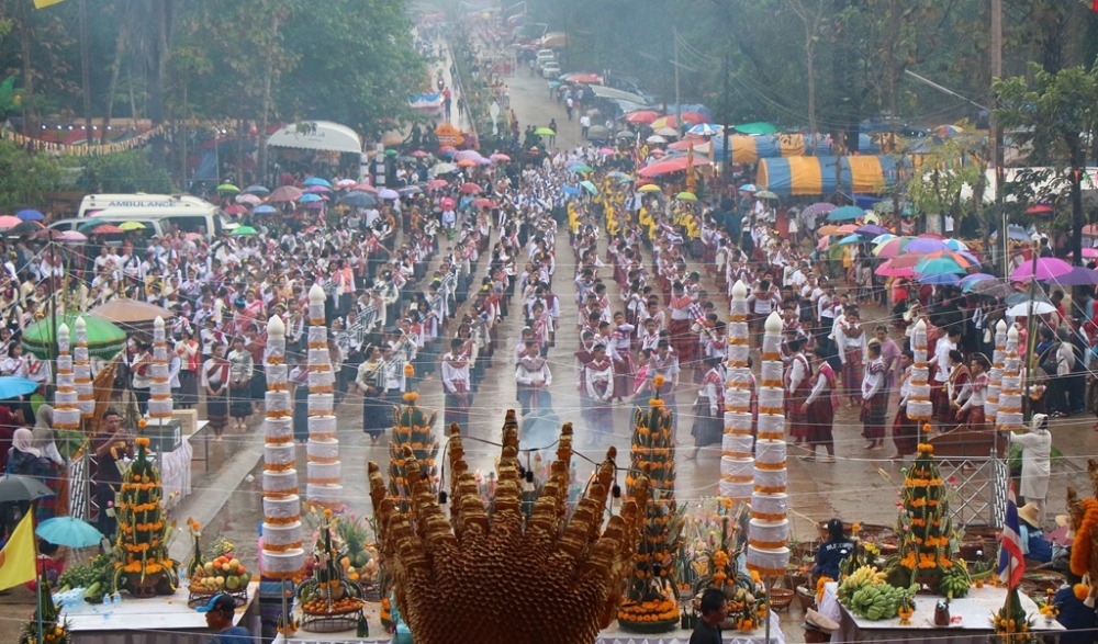 งานสักการะหลวงพ่อพระไชยเชษฐา(ประเพณีบุญข้าวจี่ใหญ่)