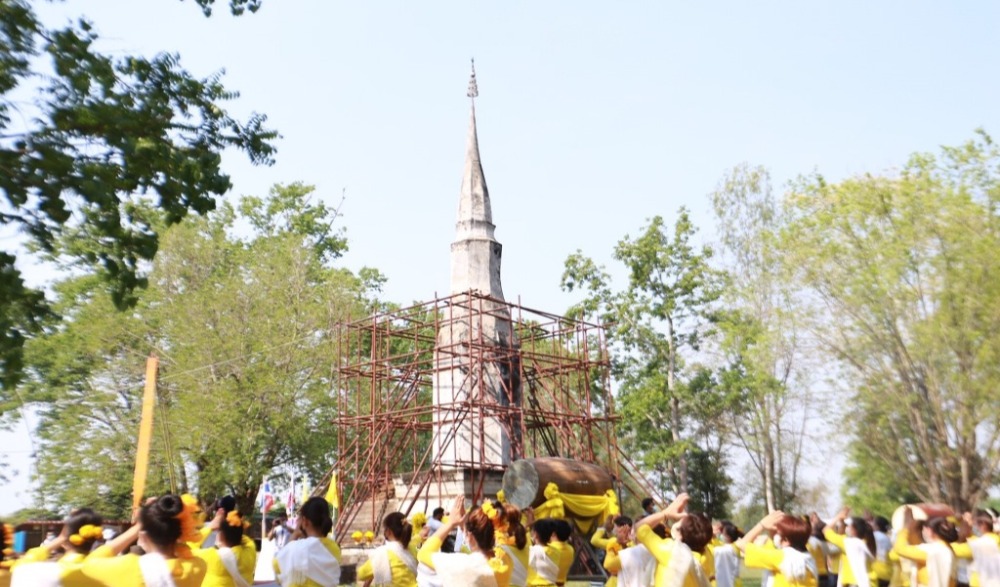 สรงกู่ บูชาไฟ ไหว้พระธาตุเมืองพิณ