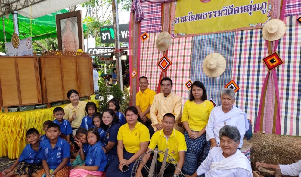 งานเทศกาลหอยหินกินลำใย ไหว้หลวงปู่ขาว