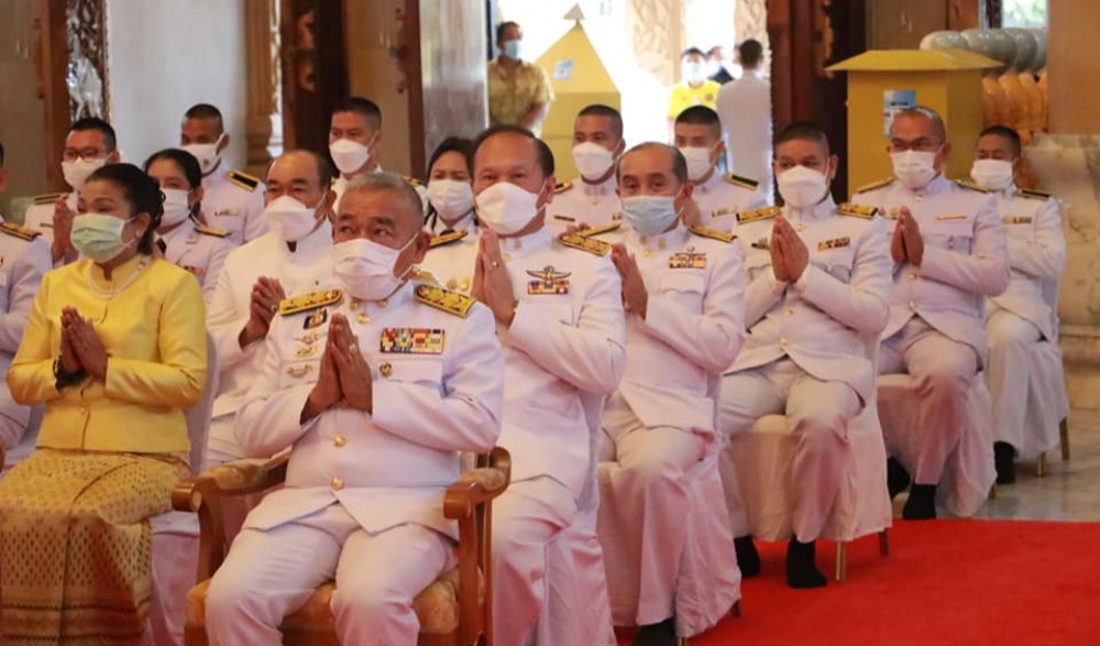 พิธีถวายเทียนพรรษาพระราชทาน พระบาทสมเด็จพระเจ้าอยู่หัว และผ้าอาบน้ำฝนพระราชทาน สมเด็จพระกนิษฐาธิราชเจ้า กรมสมเด็จพระเทพรัตนราชสุดาฯ สยามบรมราชกุมารี ประจำปี ๒๕๖๔