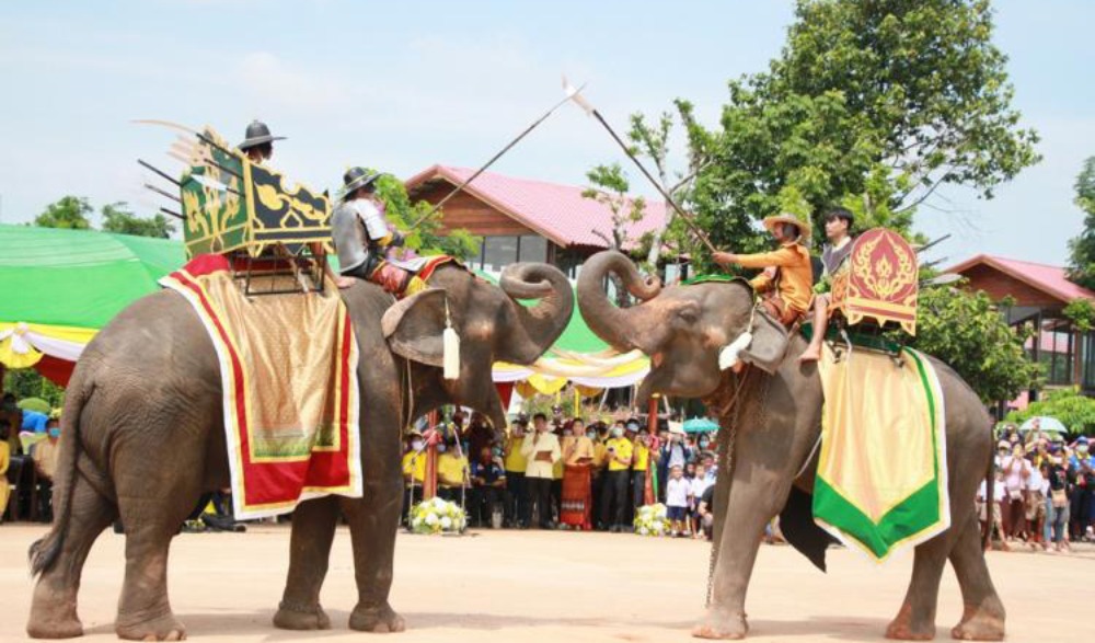 วันช้างไทย