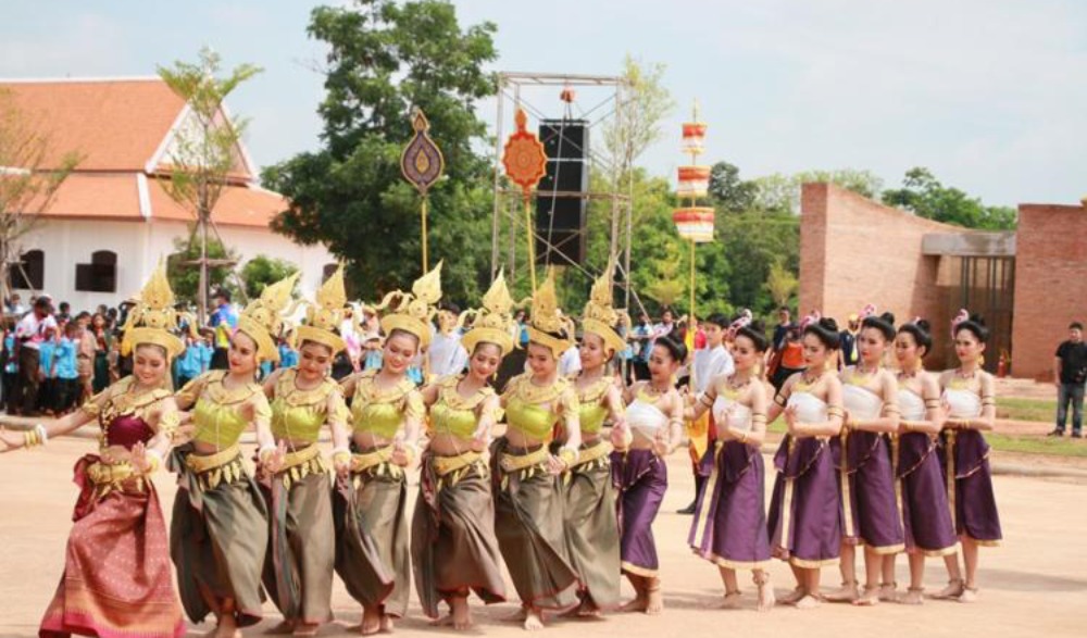 วันช้างไทย