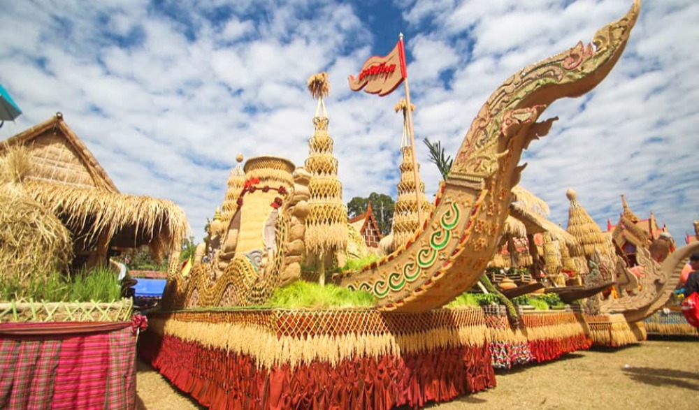 งานเทศกาลปลาไหล ข้าวใหม่หอมมะลิและงานกาชาด