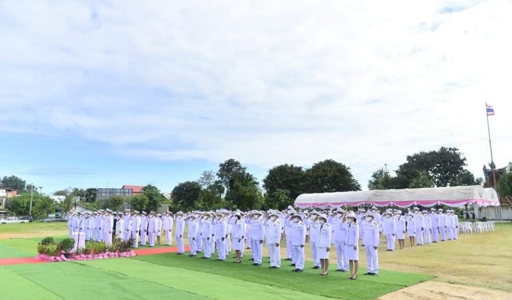 พิธีวางพวงมาลา"เนื่องในวันคล้ายวันสวรรคตพระบาทสมเด็จพระจุลจอมเกล้าเจ้าอยู่หัว “วันปิยมหาราช”