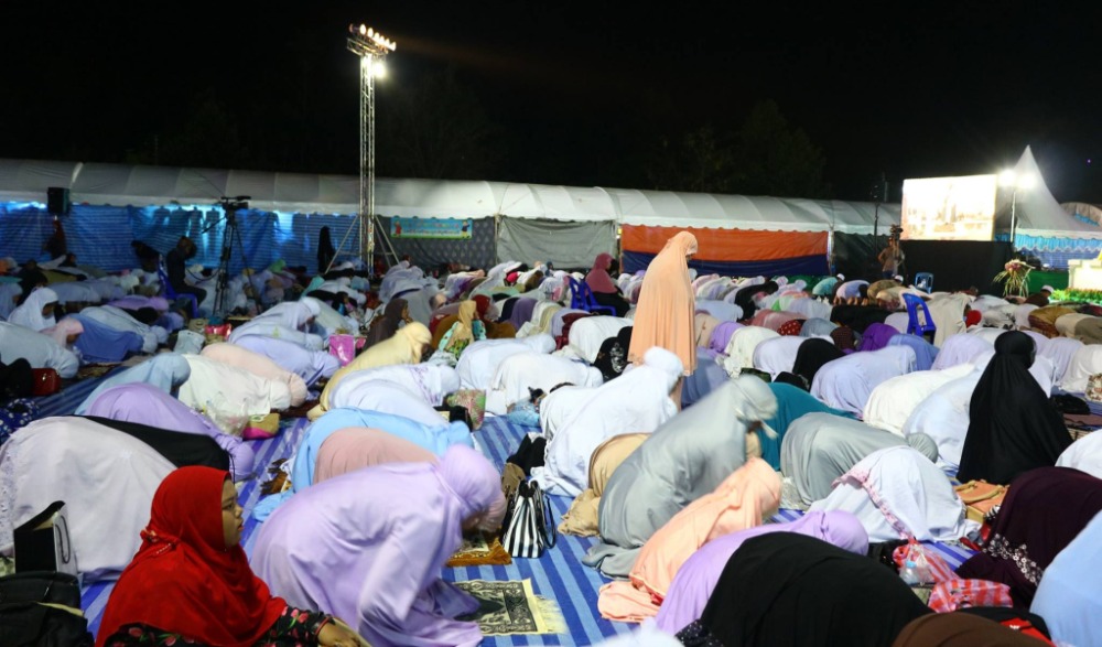 งานเมาว์ลิดกลาง จังหวัดกระบี่