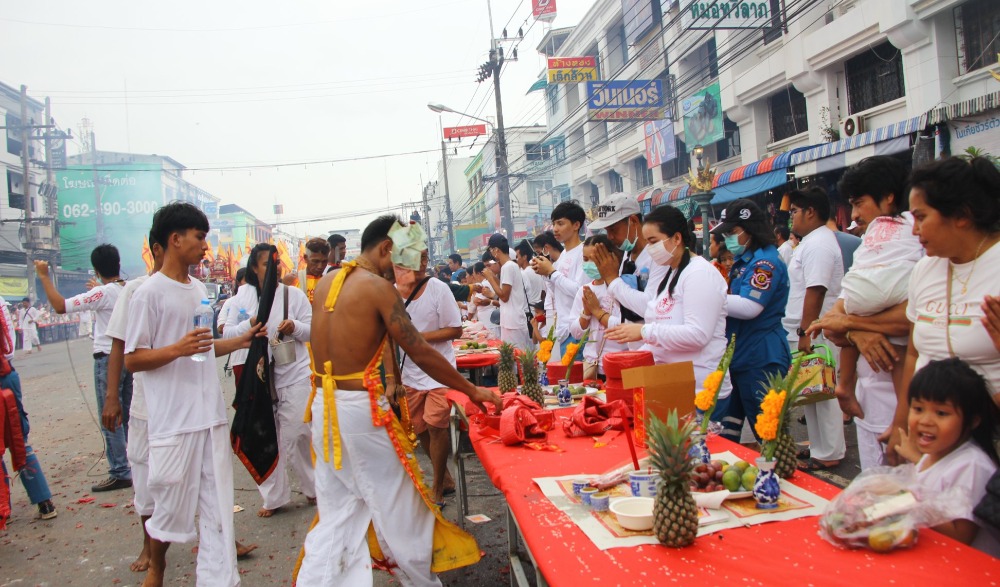 ประเพณีถือศีลกินเจ
