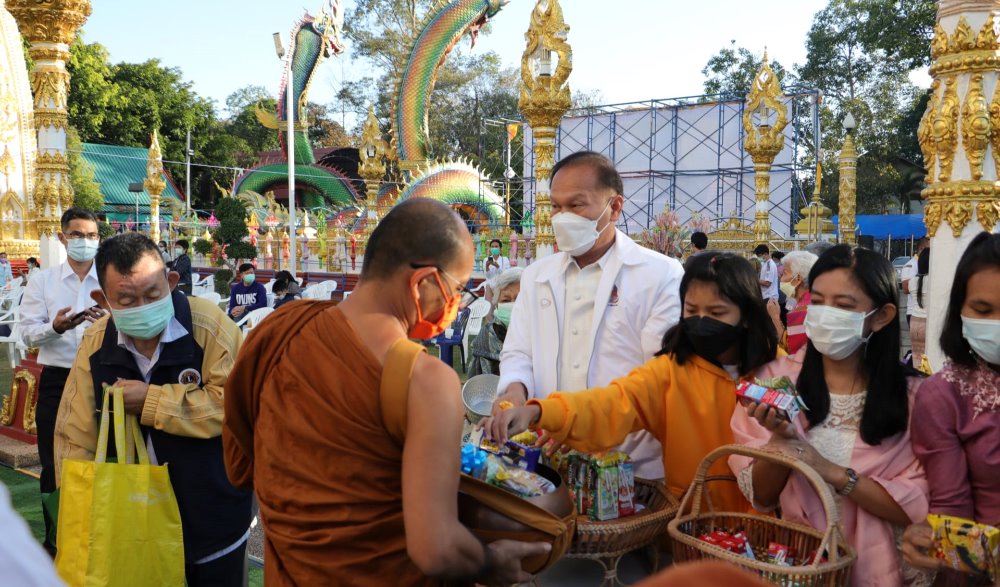 กิจกรรมทำบุญตักบาตรเนื่องในวันขึ้นปีใหม่ ประจำปี พุทธศักราช ๒๕๖๕