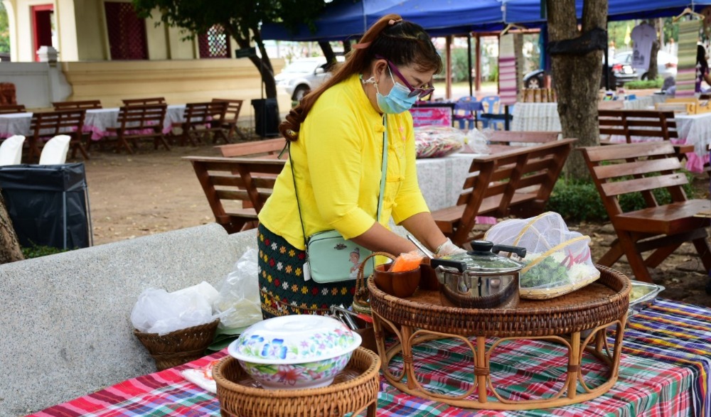 เที่ยวเมืองทวารวดีศรีจันเสน เที่ยวติดเทรนด์ อย่างคนมีสไตล์