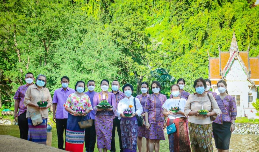 ประเพณีลอยกระทง
