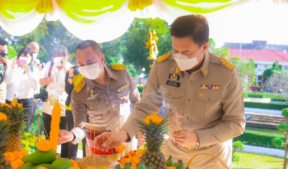 พิธีบวงสรวงฉลองศาลหลักเมืองยะลา