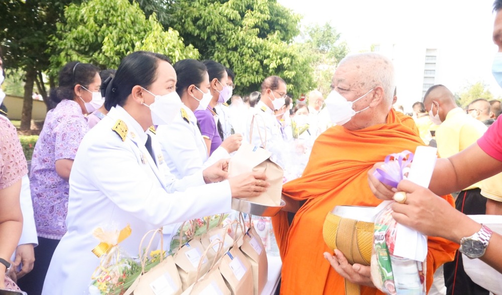 พิธี เฉลิมพระเกียรติสมเด็จพระนางเจ้าสุทิดา พัชรสุธาพิมลลักษณ พระบรมราชินี เนื่องในโอกาสวันเฉลิมพระชนมพรรษา ๔๔ พรรษา ๓ มิถุนายน ๒๕๖๕