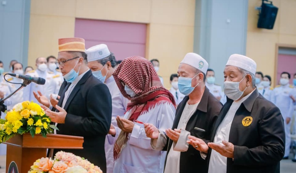 งานพิธีมหามงคลรวมศาสนา 3 ธันวาคม 2563 รวมใจภักดิ์ น้อมรำลึกถึงพระมหากรุณาธิคุณ "พ่อแห่งแผ่นดิน"