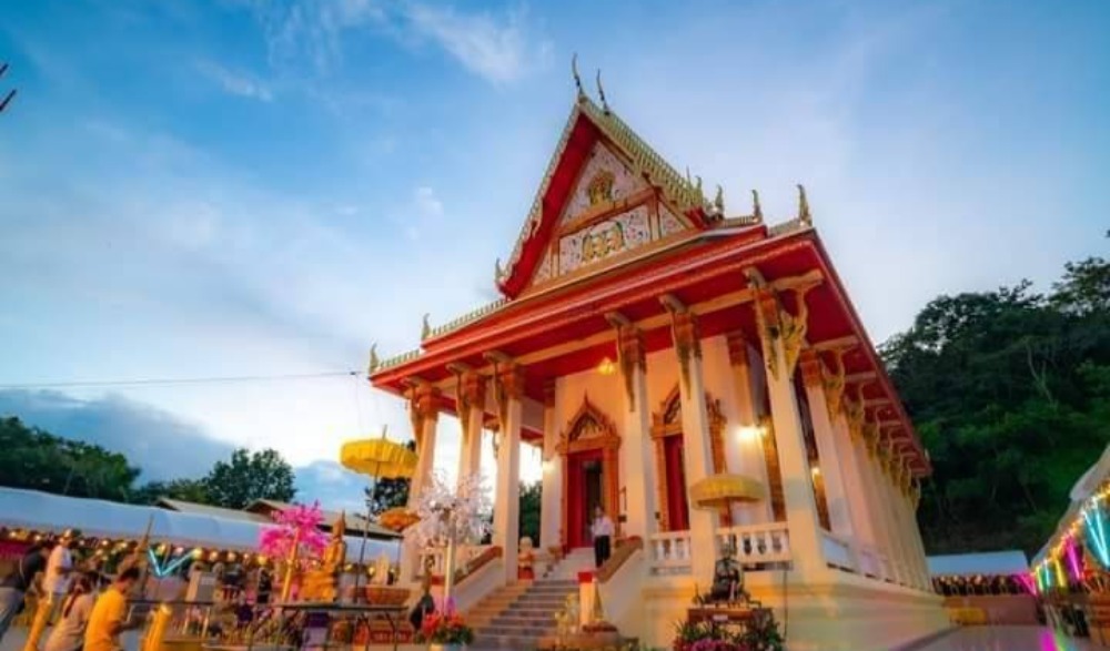 การสืบสานประเพณีตักบาตรเทโว ในเทศกาลวันออกพรรษา จังหวัดชุมพร
