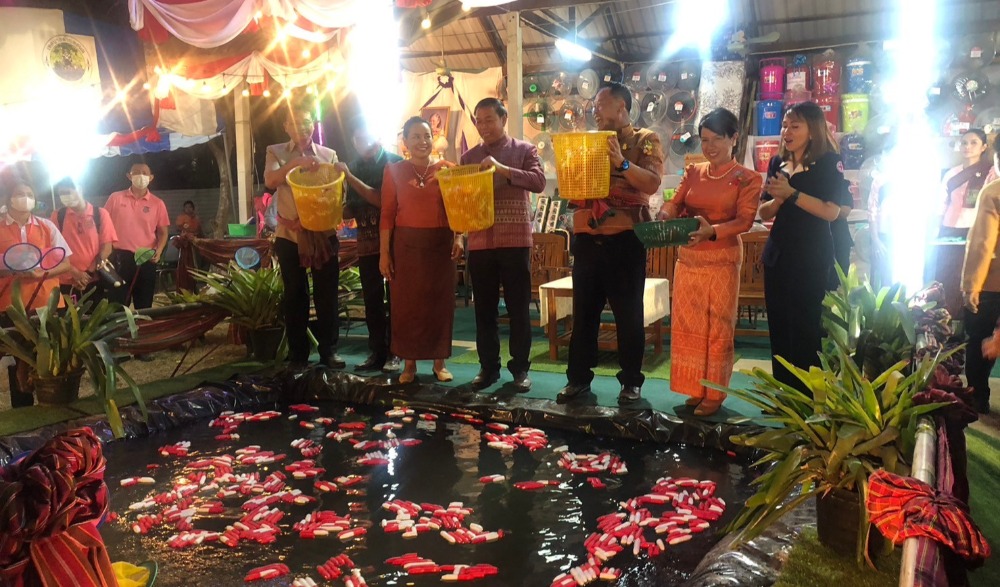 งานประเพณีเทศกาลสนมเมืองดอกจาน ประสานใจไหว้ปู่ตา ประจำปี ๒๕๖๖