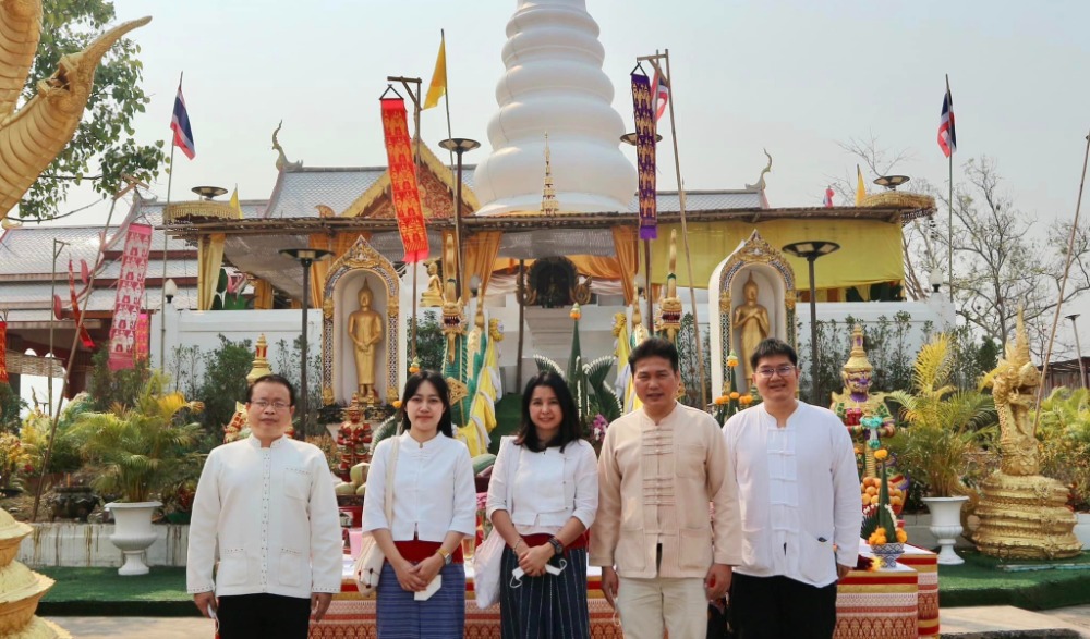 งานประเพณีห่มผ้าพระธาตุดอยเล็ง