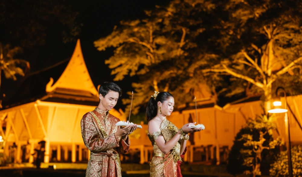 ประเพณีลอยกระทงกาบกล้วยและเทศกาลอาหารบ้านฉันจังหวัดสมุทรสงคราม ประจำปี 2565