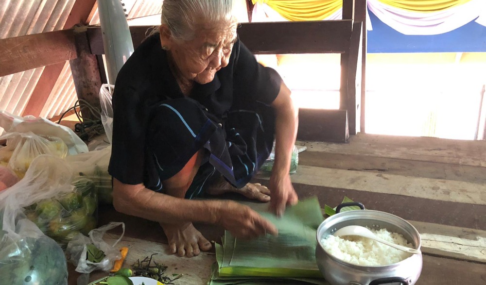 งานเทศกาลประเพณีไทยทรงดำ
