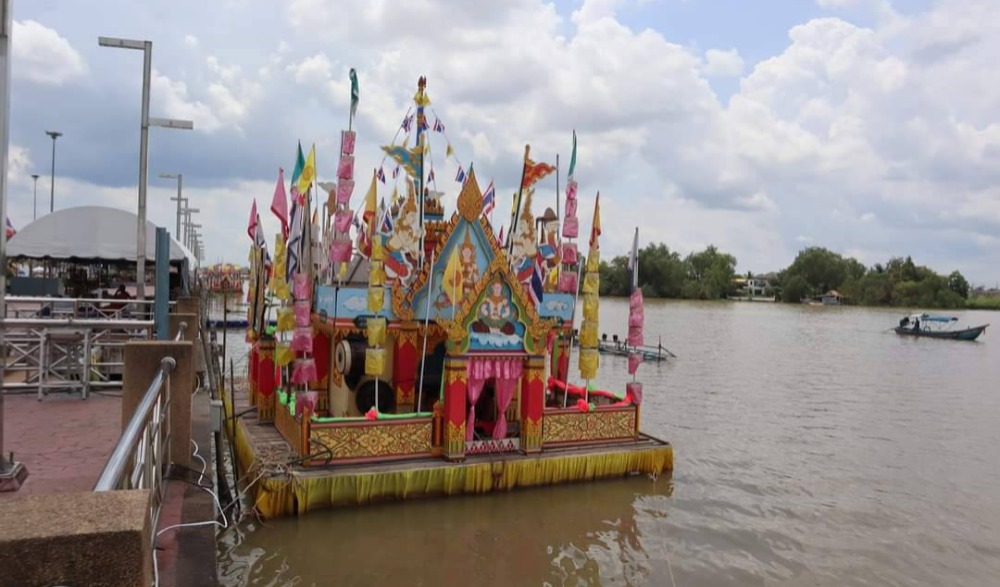 ประเพณีชักพระ สุราษฎร์ธานี