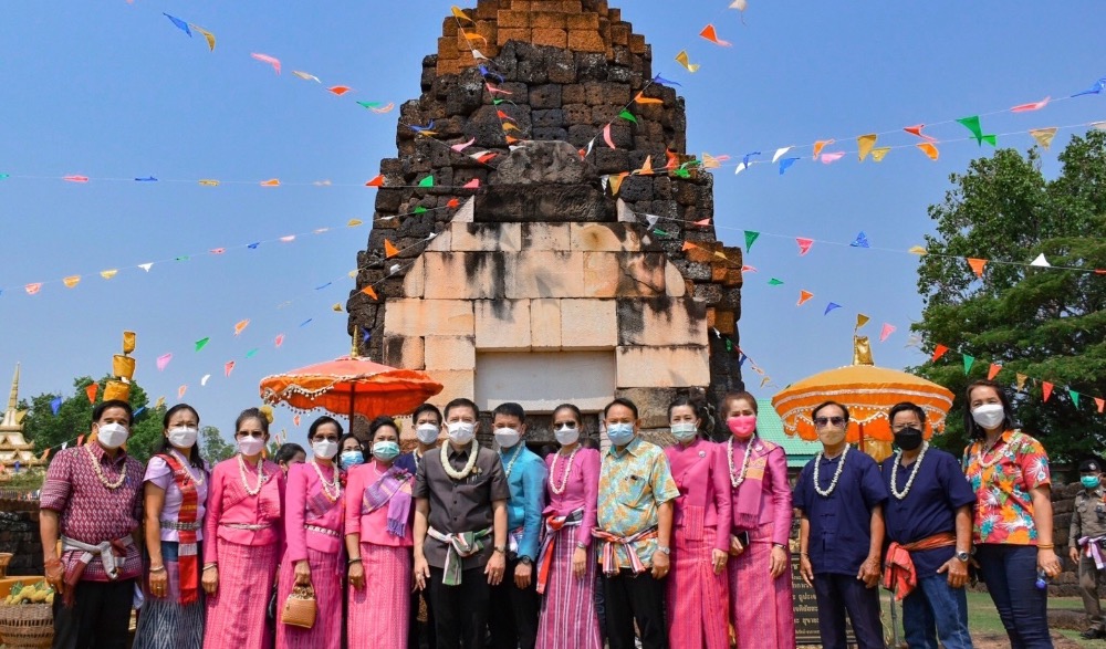 งานประเพณีบุญสรงกู่ ปี 2566 สืบทอดประเพณีโบราณ สืบสานวัฒนธรรมประเพณีอันดีงามของท้องถิ่น
