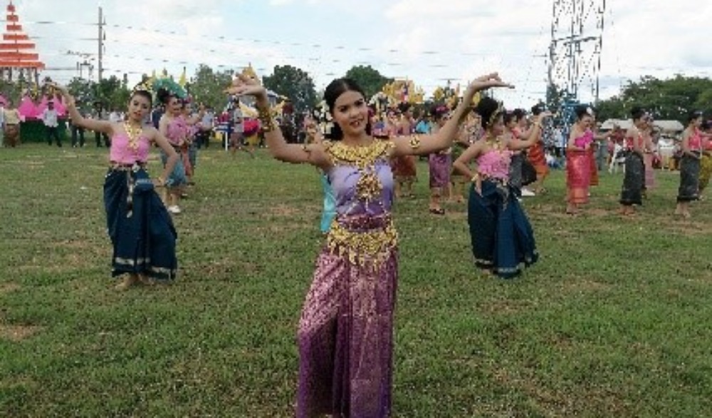 งานประเพณีแห่เทียนพรรษา อำเภอห้วยกระเจา