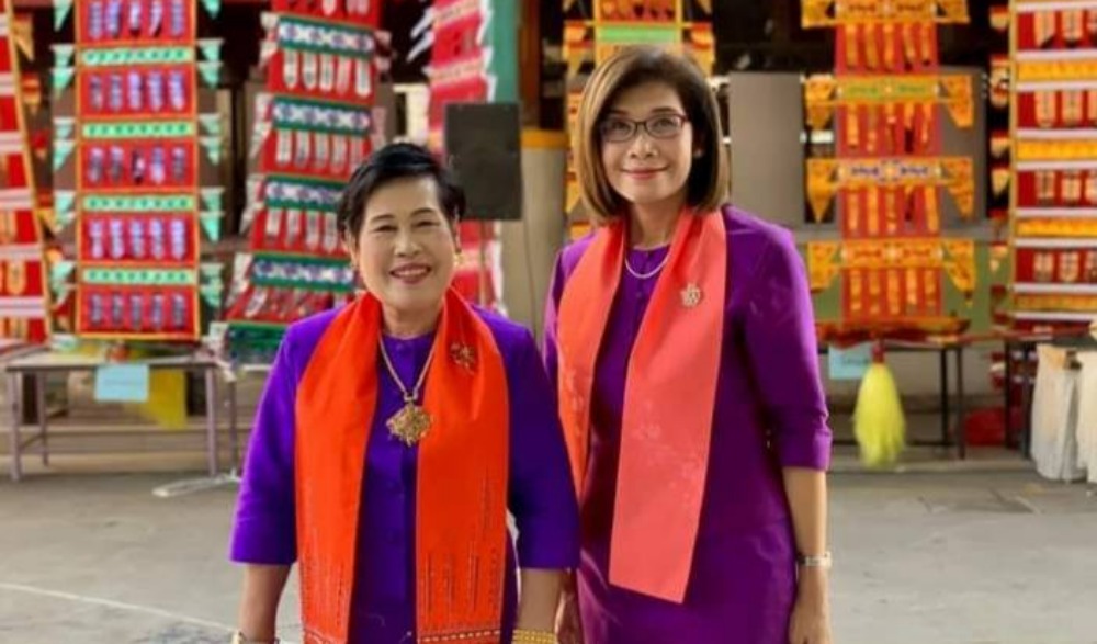 ประเพณีแห่หงส์ ธงตะขาบ พระประแดง