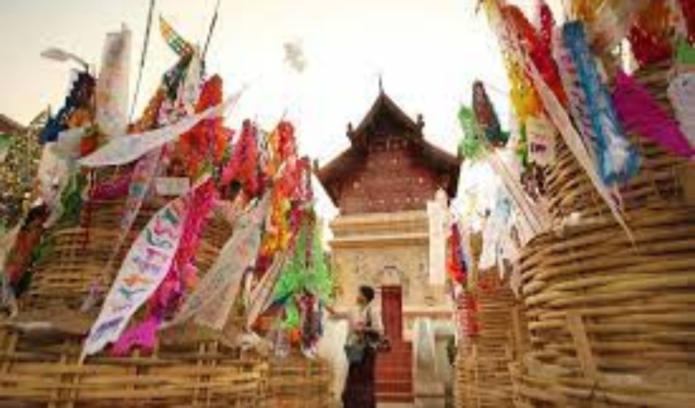 ประเพณีปี๋ใหม่เมือง สงกรานต์ล้านนา
