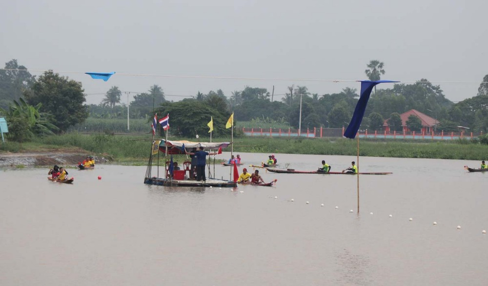 โครงการแข่งขันเรือโปงและอนุรักษ์เรือโบราณ