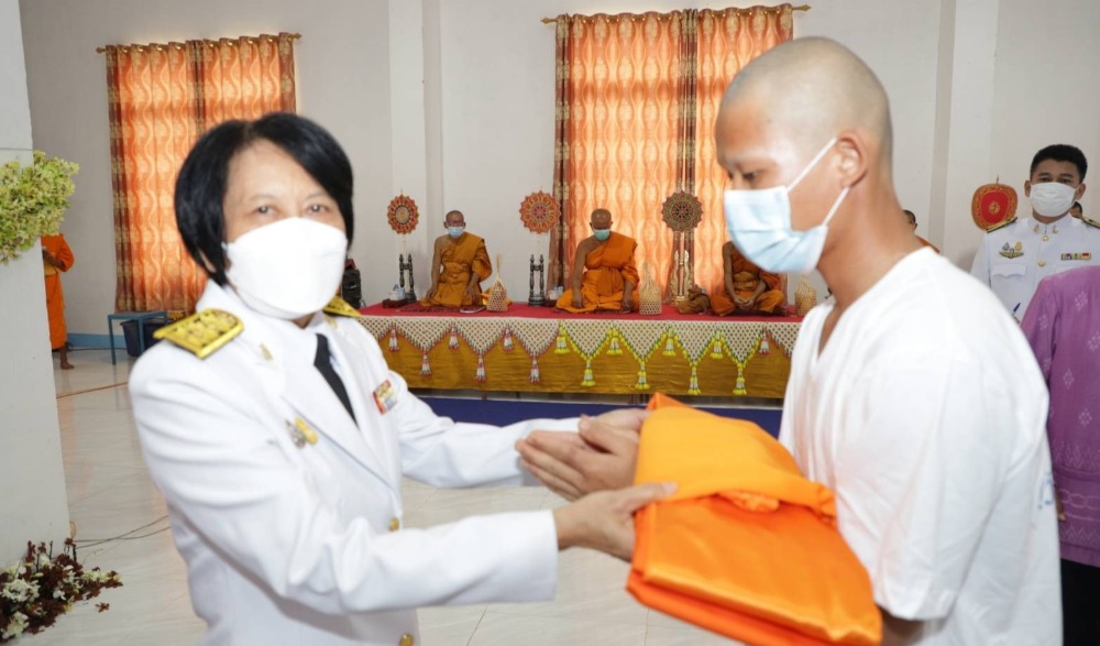 บรรพชาอุปสมบทและบวชศีลจาริณีเฉลิมพระเกียรติ