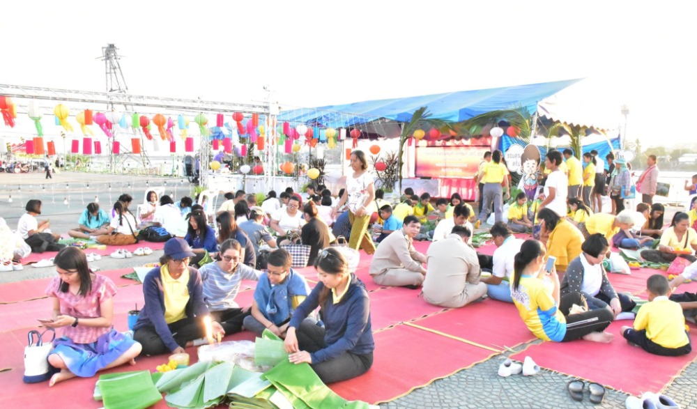 เทศกาล “กระทงรวมใจ สานสายใยครอบครัว จังหวัดชัยนาท”