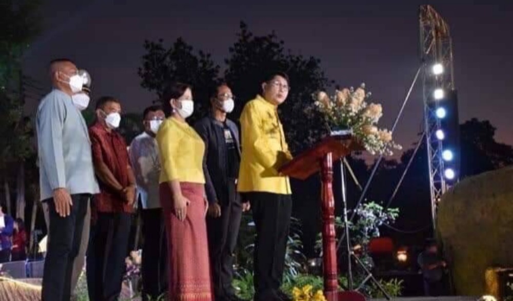 งานประเพณีบุญข้าวจี่ ชิมข้าวแดกงา เว้าจาภาษาไทเลย