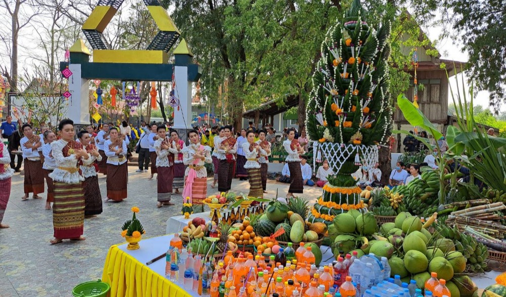 งานประเพณีบวงสรวงพญาช้าง นางผมหอม