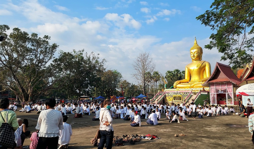 บุญเดือนสามนมัสการพระธาตุหาญเทาว์