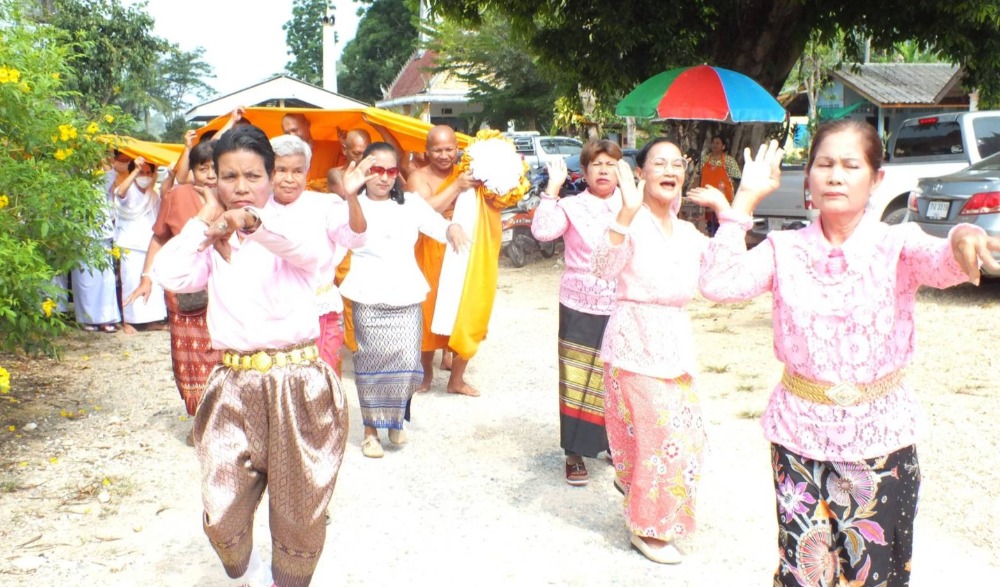 ประเพณีแห่ผ้าขึ้นธาตุ เนื่องในเทศกาลวันมาฆบูชา พุทธศักราช ๒๕๖๖