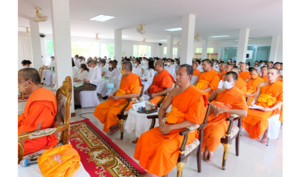 พิธีเจริญพระพุทธมนต์เฉลิมพระเกียรติพระบาทสมเด็จพระเจ้าอยู่หัว สมเด็จพระนางเจ้าสิริกิติ์ พระบรมราชินีนาถ พระบรมราชชนนีพันปีหลวง และสมเด็จพระนางเจ้าฯ พระบรมราชินี