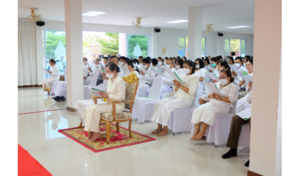 พิธีเจริญพระพุทธมนต์เฉลิมพระเกียรติพระบาทสมเด็จพระเจ้าอยู่หัว สมเด็จพระนางเจ้าสิริกิติ์ พระบรมราชินีนาถ พระบรมราชชนนีพันปีหลวง และสมเด็จพระนางเจ้าฯ พระบรมราชินี