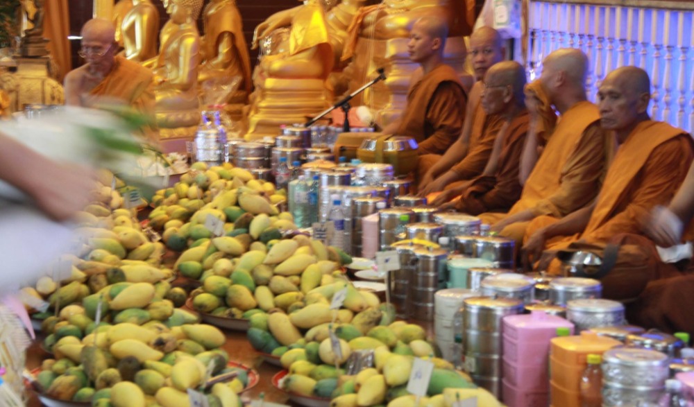 สืบสานประเพณีไทยพวน บุญสลากภัตมะม่วง บ้านดงกระทงยาม ปราจีนบุรี