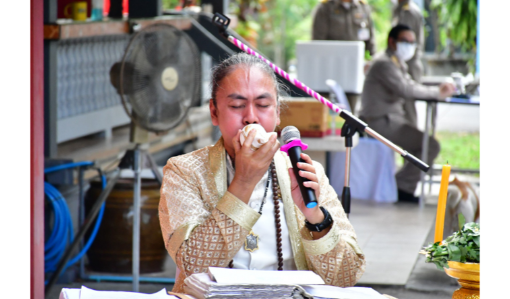 พิธี สักการะสิ่งศักดิ์สิทธิ์ ในภารกิจพิธีการศพที่ได้รับพระราชทาน