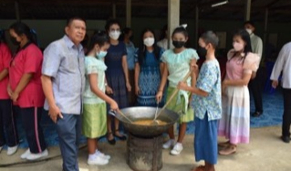 พิธีกวนคยาสารท วันออกพรรษา วัดท่าเสด็จ จังหวัดกาญจนบุรี
