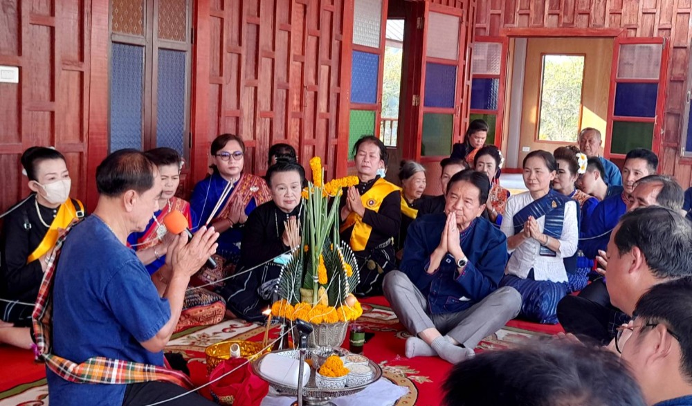 ประเพณีบุญข้าวจี่